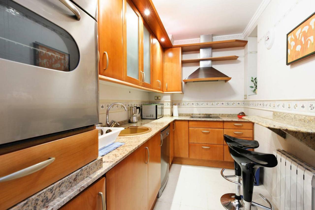 Apartamento Frente Al Guggenheim Con Wifi Y Parking Privado Gratis Διαμέρισμα Μπιλμπάο Εξωτερικό φωτογραφία